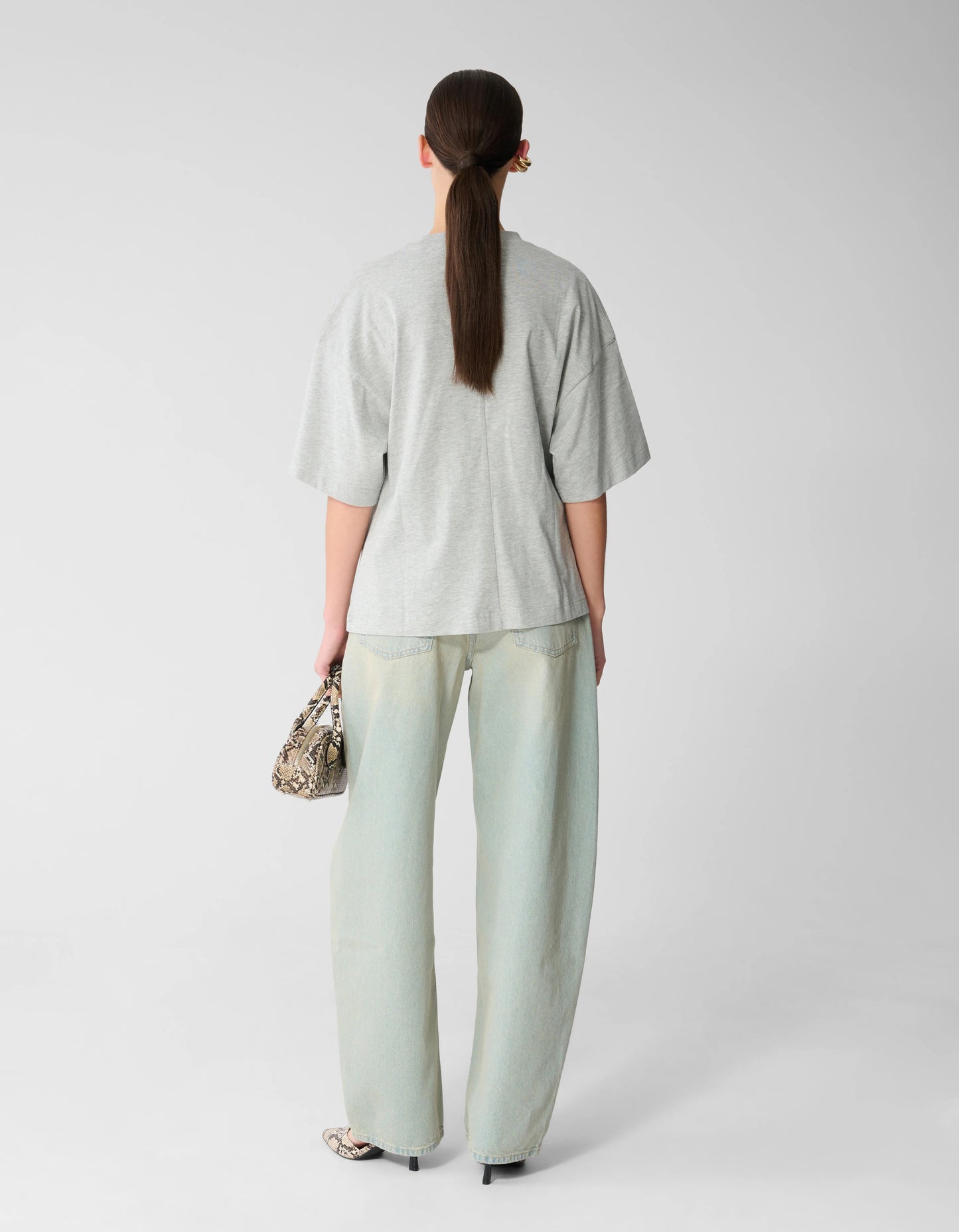 Shoeby baggy barrel fit jeans tinted bleached denim