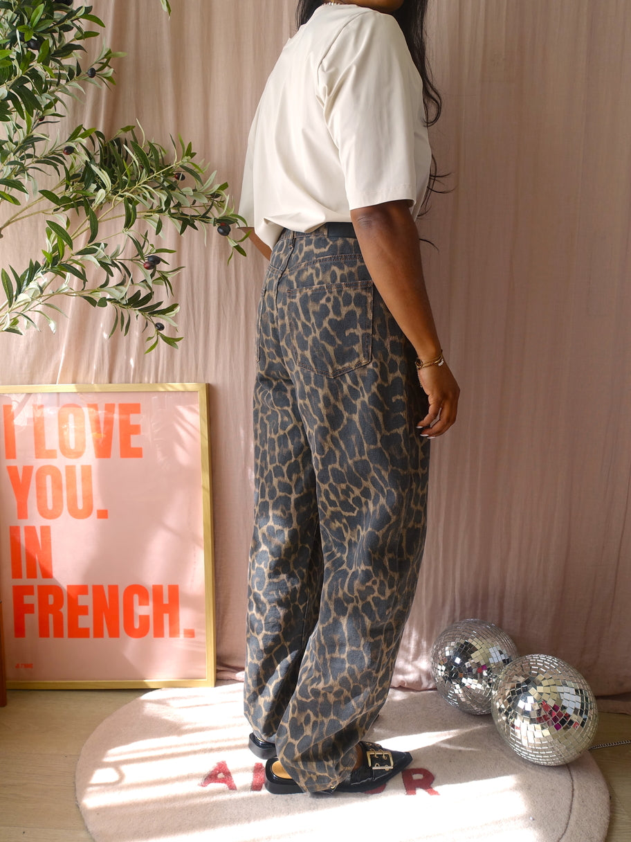 Shoeby barrel fit balloon jeans leopard
