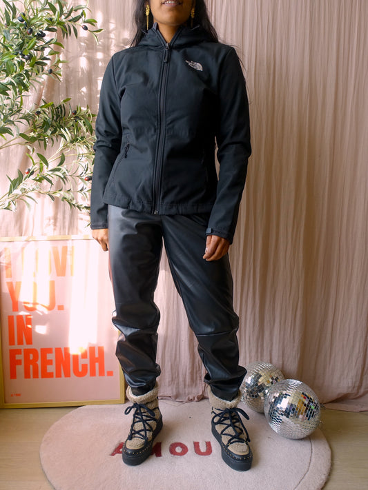 The North Face softshell hooded jack zwart