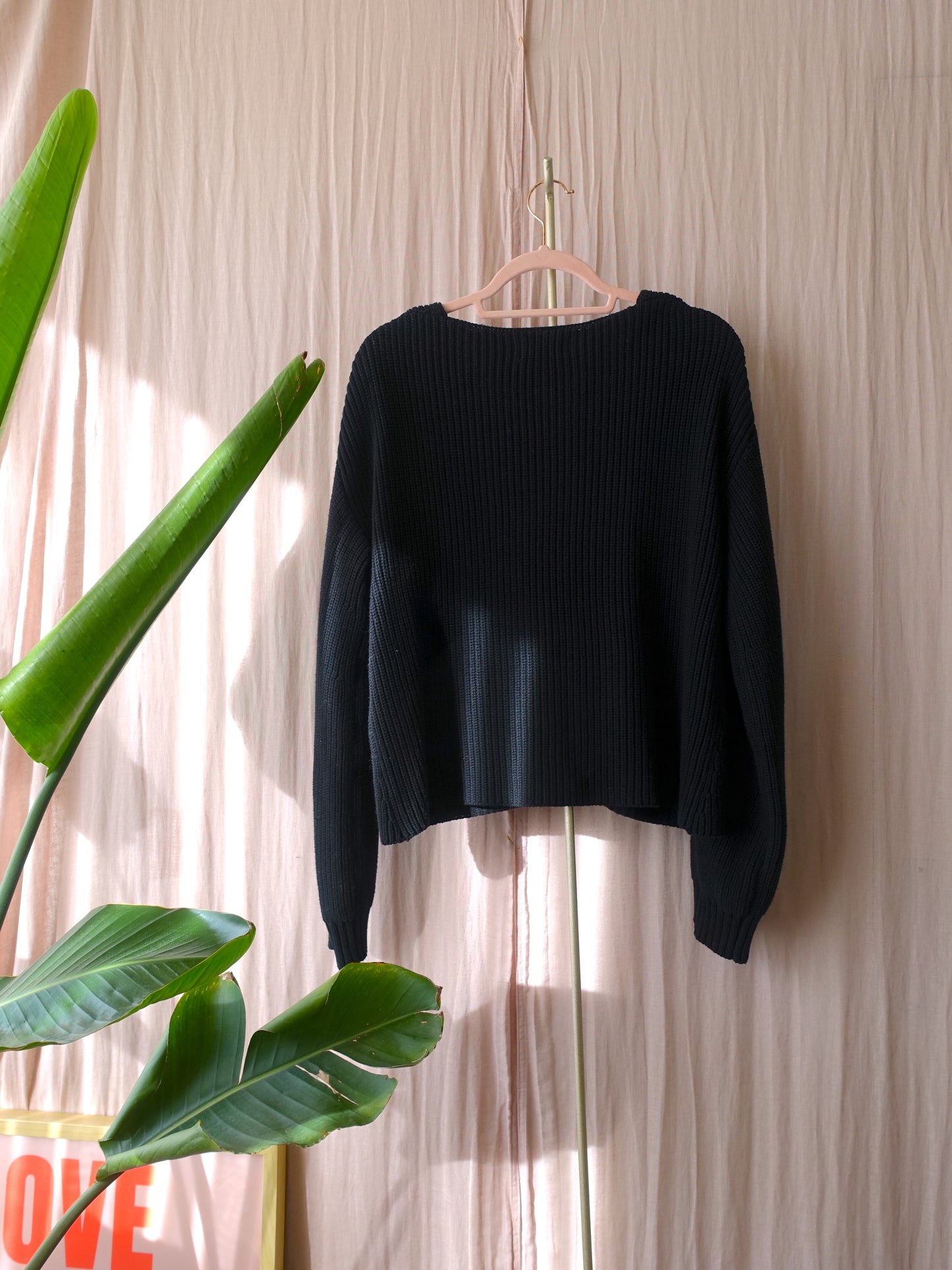 Tigha knitted boxy fit trui zwart