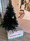 Triumph Tree Deluxe frosted kerstboom zwart