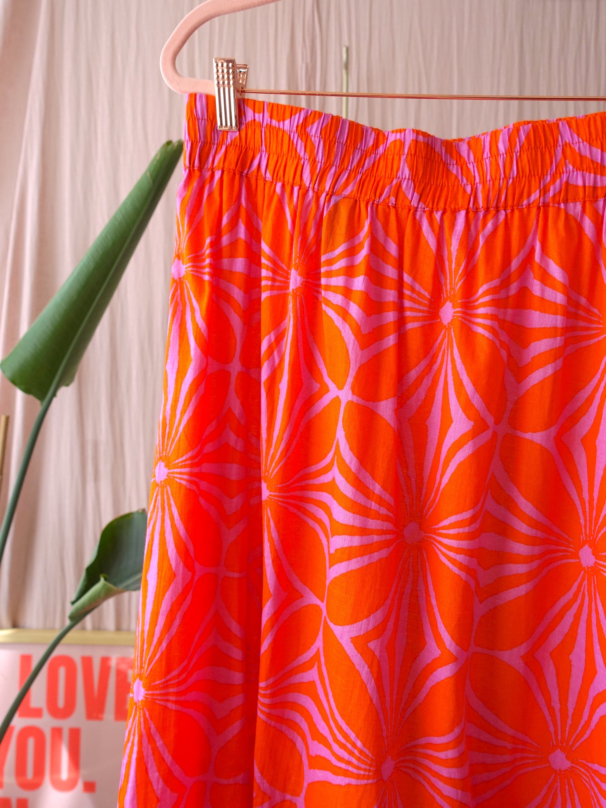 Eksept bright maxi rok roze rood