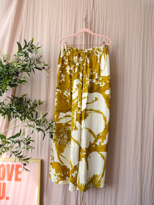 Vanilia high waist wide leg golden ochre / ecru
