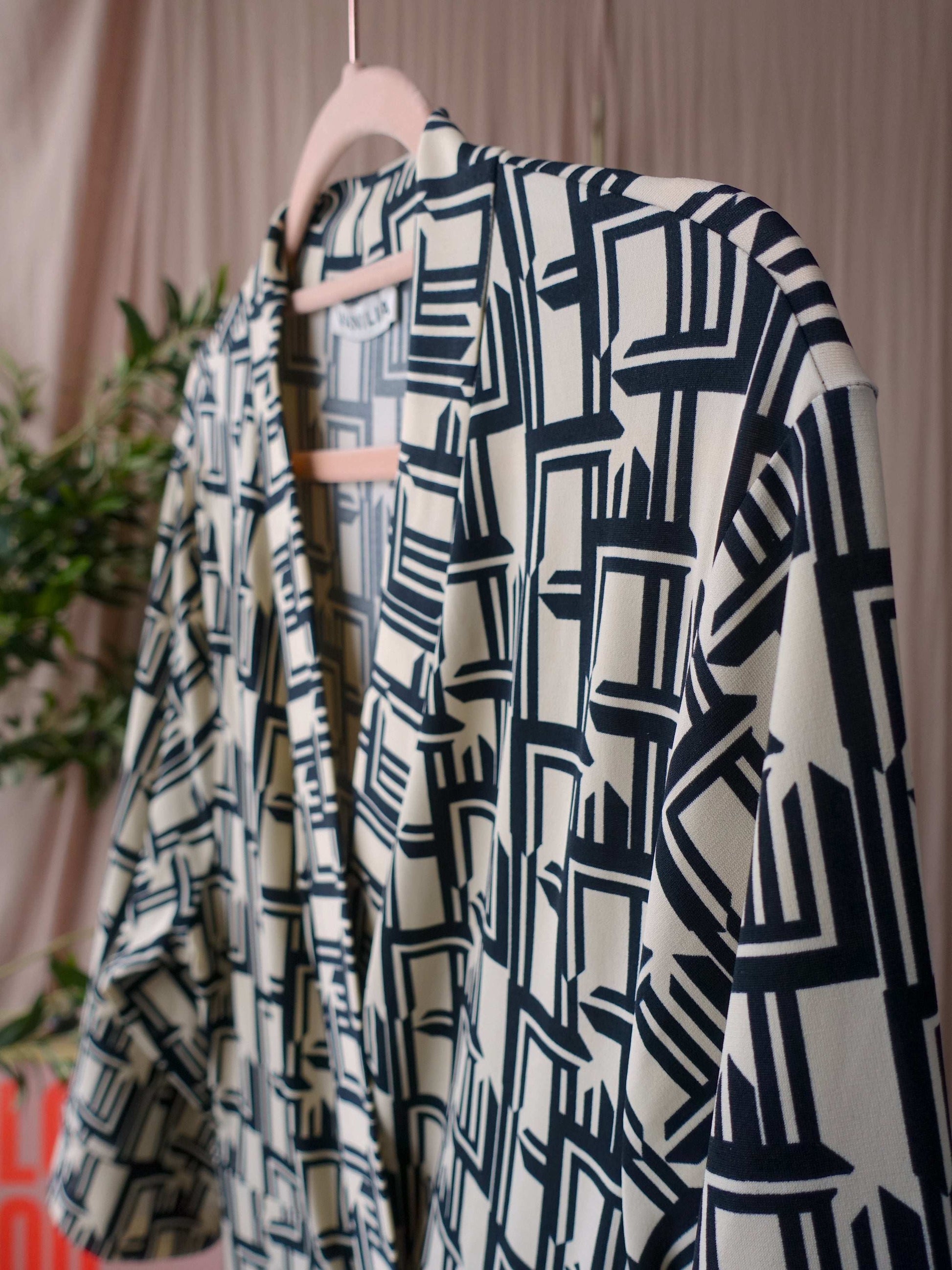 Vanilia graphic tuto travel quality maxi jurk