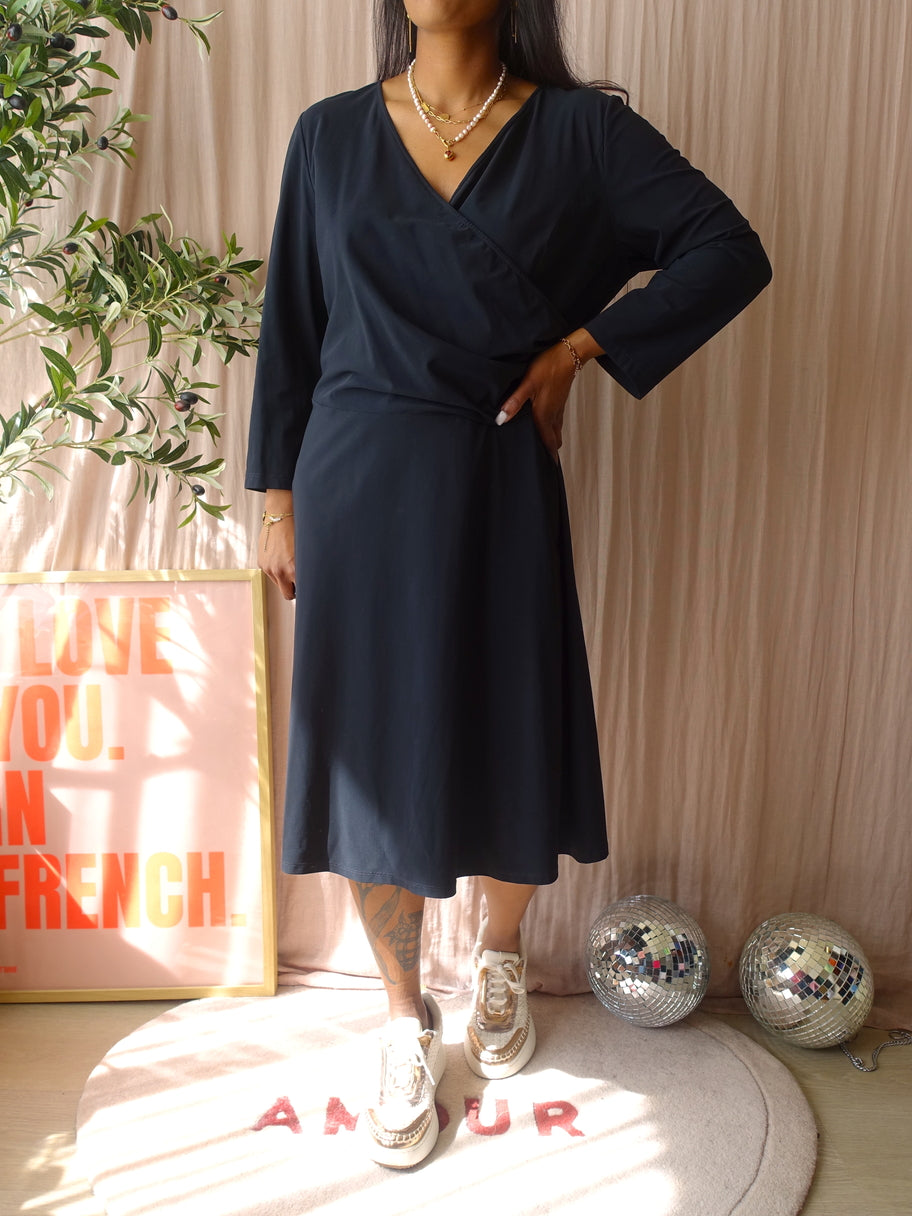 LaDress premium travel quality midi jurk jet black