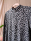 Jane Lushka travelstof leopard top charcoal grey