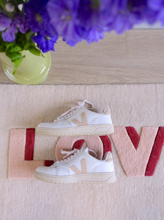 Veja V-12 leather sneakers extra white/sable