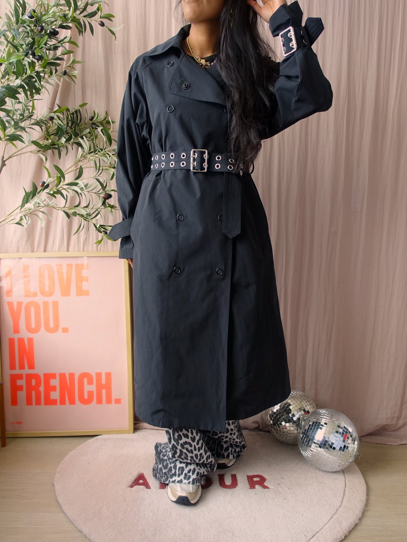 Zara the lightweight eyelet trenchcoat zwart