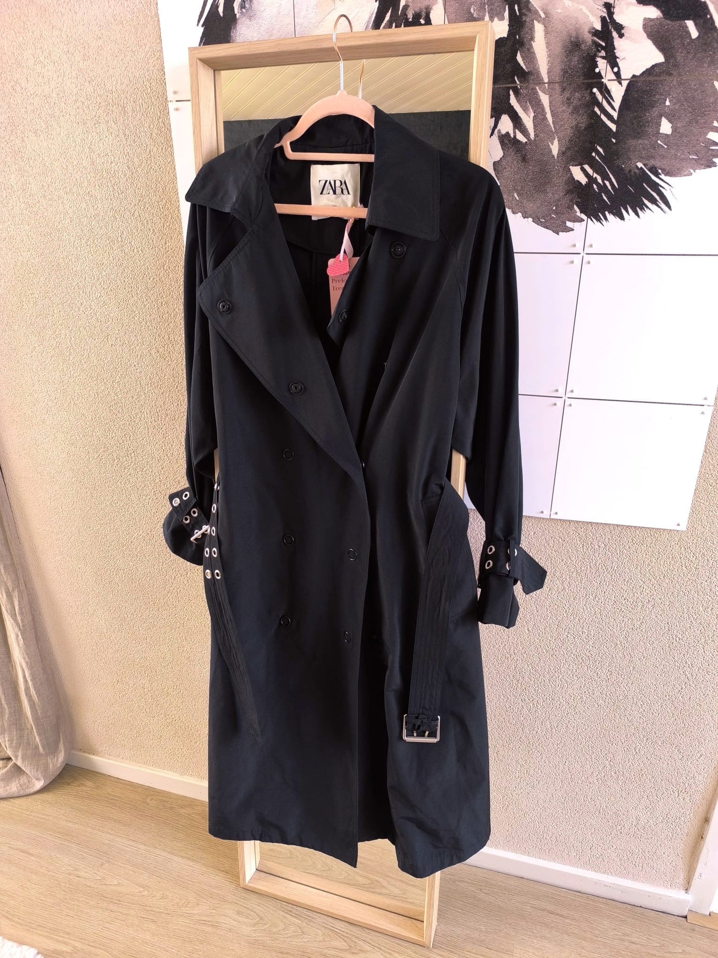 Zara the lightweight eyelet trenchcoat zwart