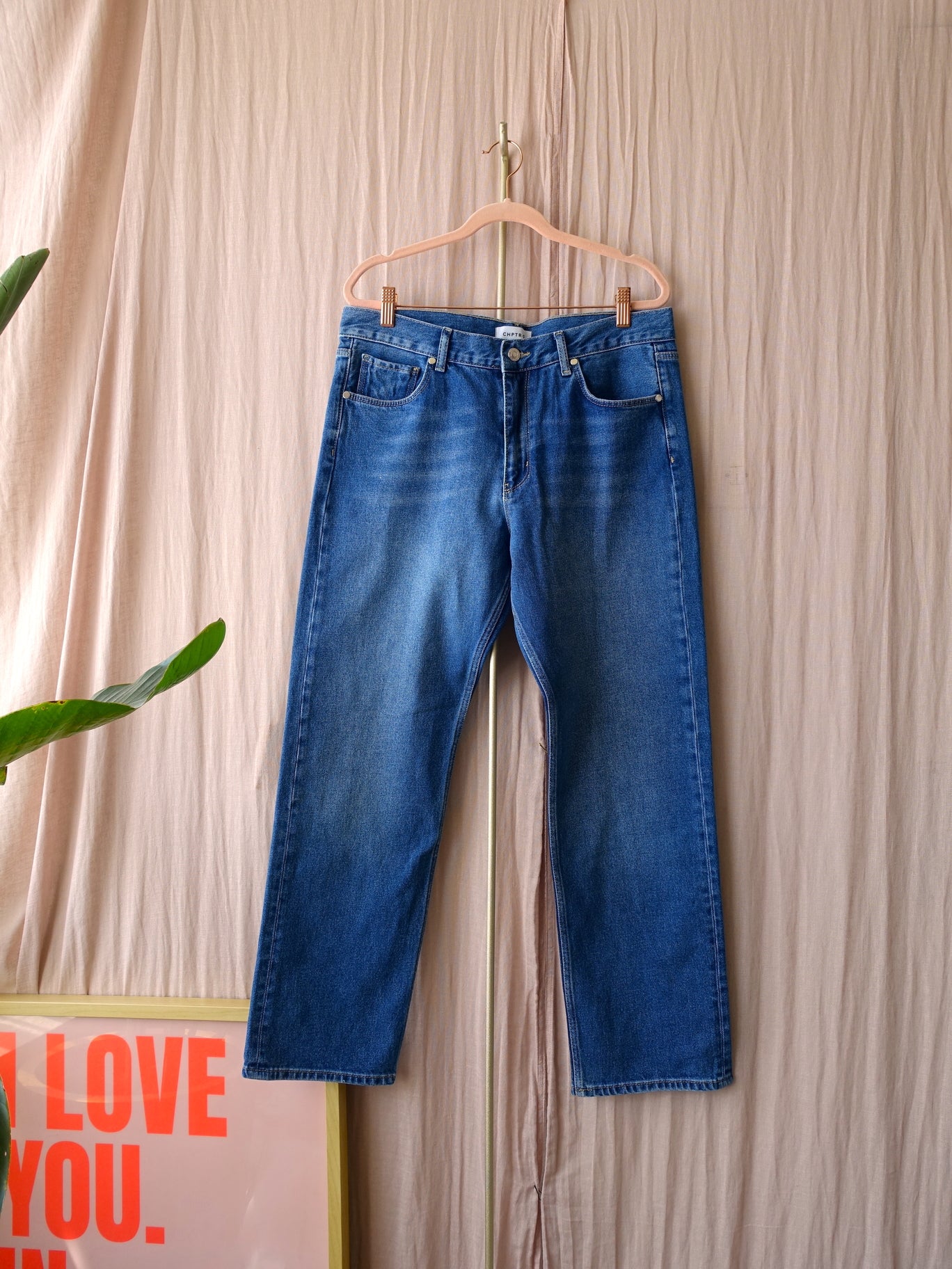 CHPTR-S the timeless high waist straight jeans