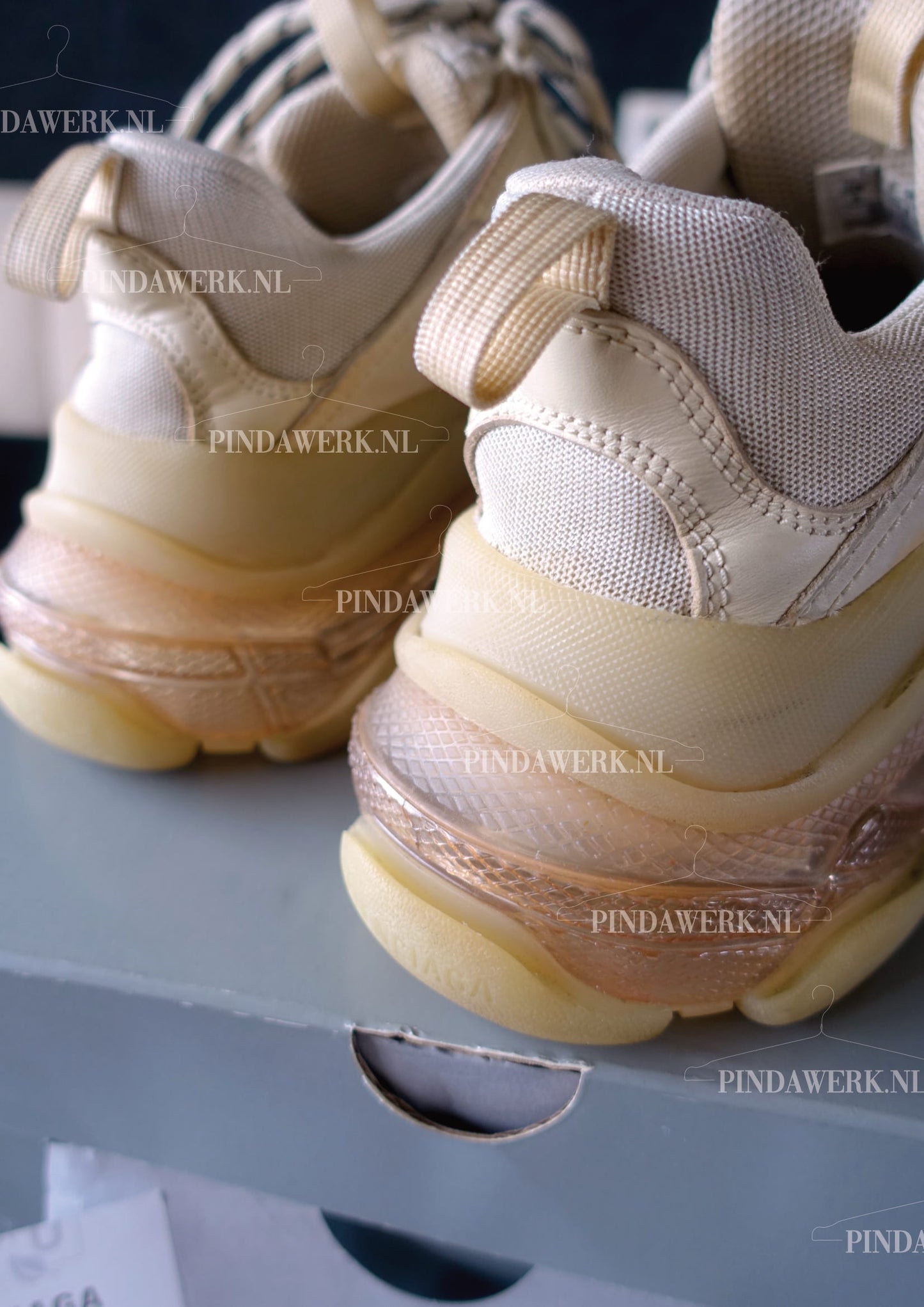 Balenciaga Triple S clear sole honeycomb / mesh offwhite